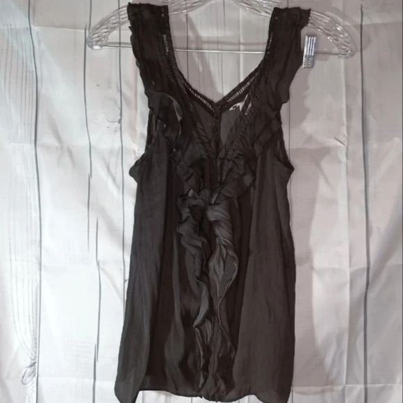 H&M sleeveless ruffle black top - Picture 1 of 7